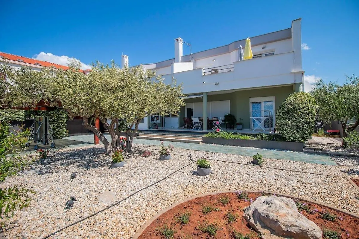 Apartment Verde زادار كرواتيا