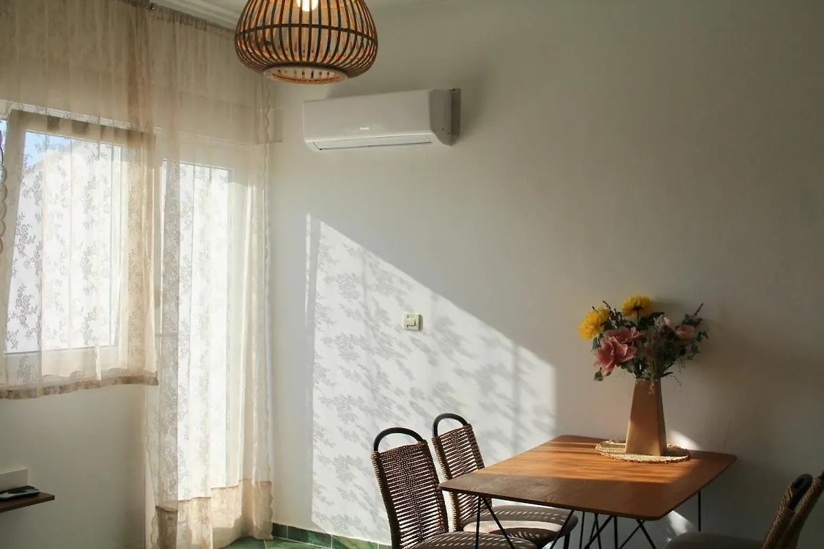 Apartment Verde زادار